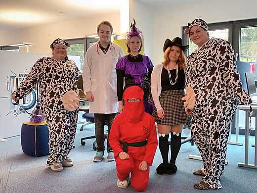 Fasching im Buero